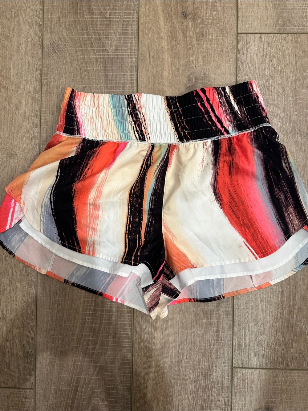 CALIA by Carrie Underwood Multicolor Abstract Stripe Athletic Shorts